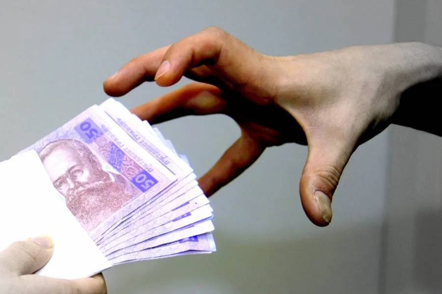 У Вінницькій області на хабарі попався керівник відділу лісового господарства