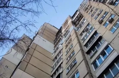 На Литвиненка зарізали та скинули з сьомого поверху 19-річного хлопця. Подробиці