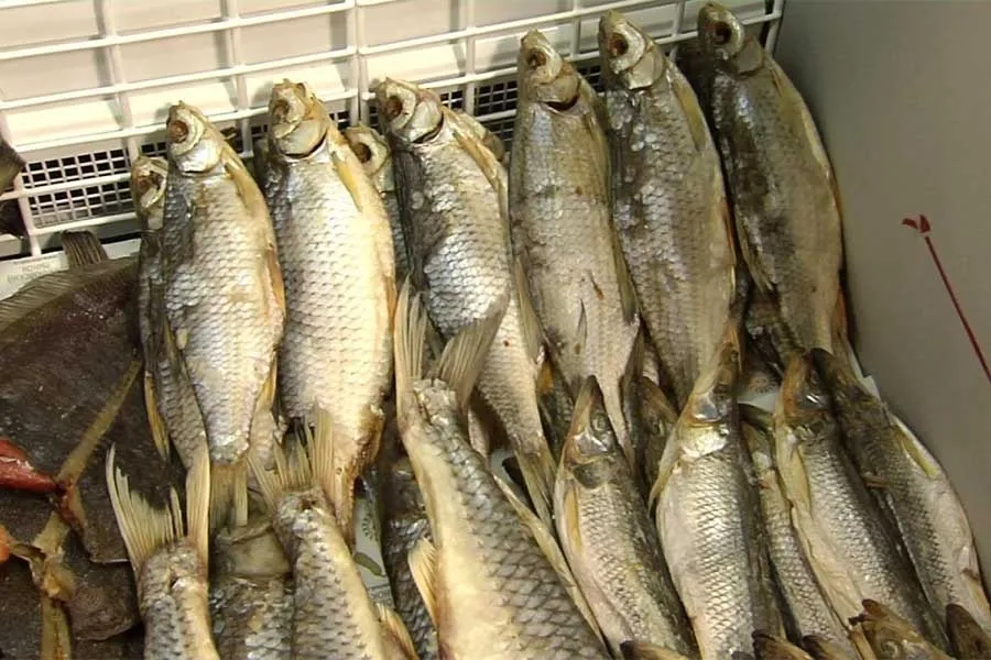 Шановні вінничани, будьте обержні купуючи неперевірені продукти, так як протягом поточного року вже шестеро людей померло від ботулізму