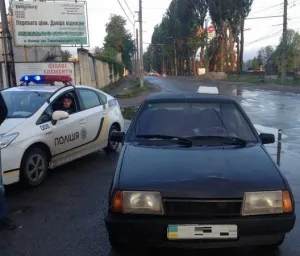 Вінницький таксист ховав наркотики у аптечці