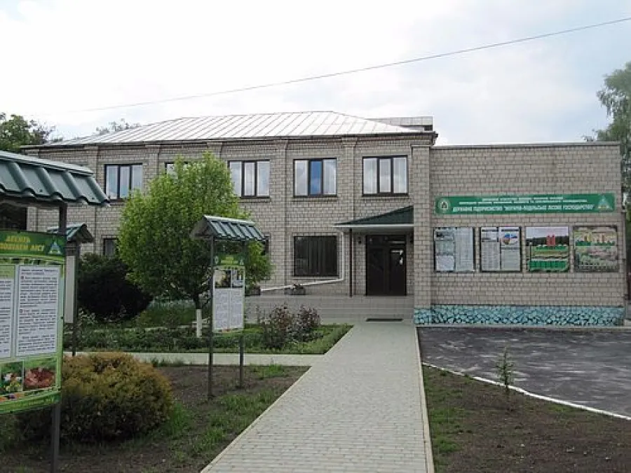 Авто за мільйон гривень купили Могилів-Подільські лісники