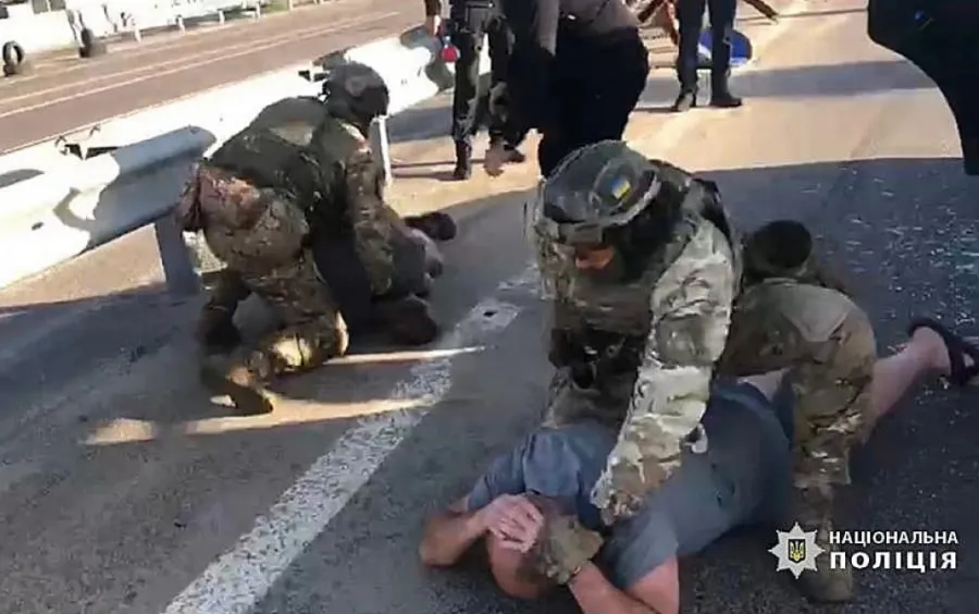 Озброєні чоловіки здійснили розбійний напад на агрофірму у Вінницькій області