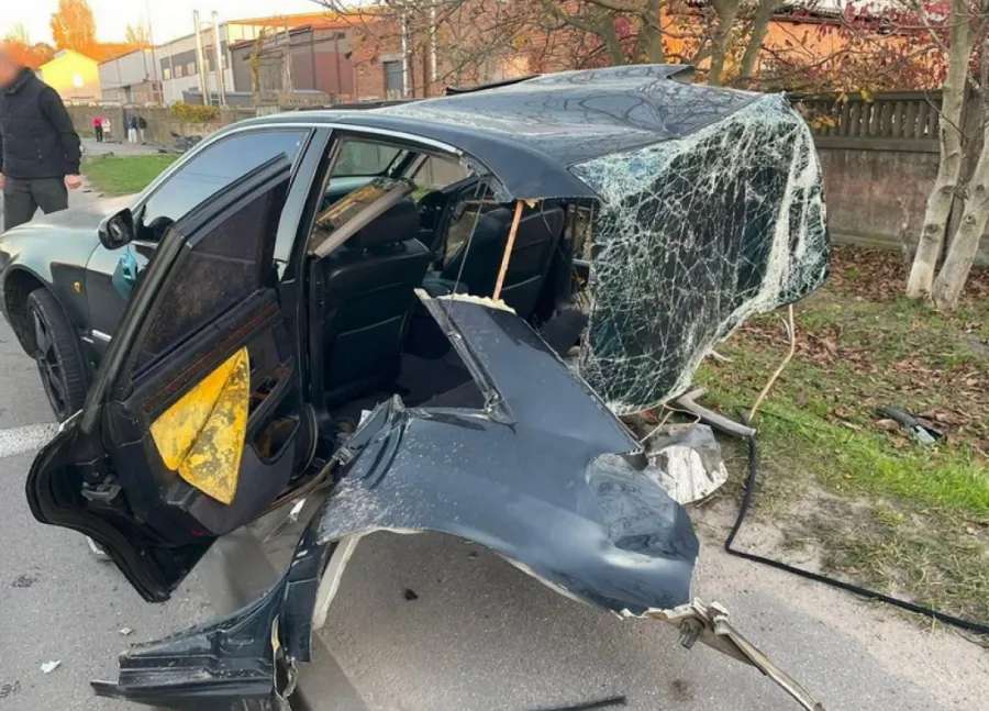 У Вінниці авто розірвало навпіл внаслідок лобового зіткнення на Гонти