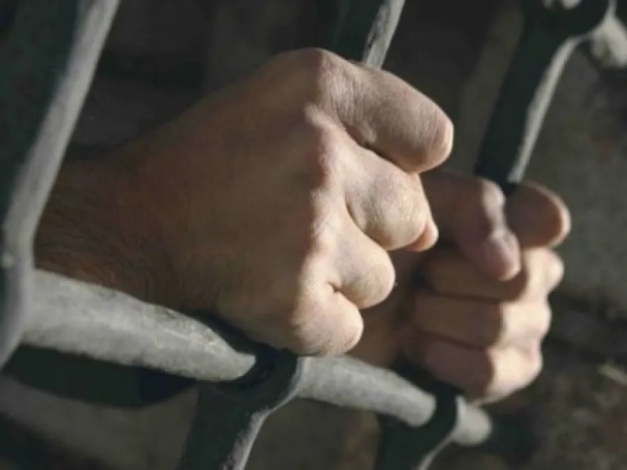 У Вінниці поліцейських-аферистів взяли під варту і призначили по 110 тисяч застави