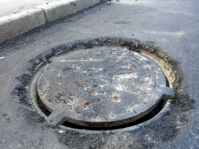 У Вінниці в комунікаційному колодязі знайшли скелет чоловіка