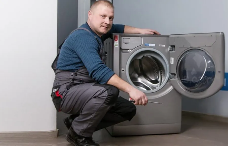 Как вызвать мастера по ремонту холодильников на дом?