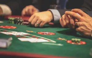 Почему для игры на деньги лучше использовать Pin Up casino официальный сайт best?