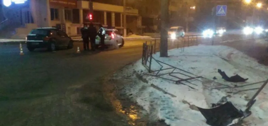 Нетвереза жінка з двома малолітніми дітьми в автомобілі скоїла ДТП