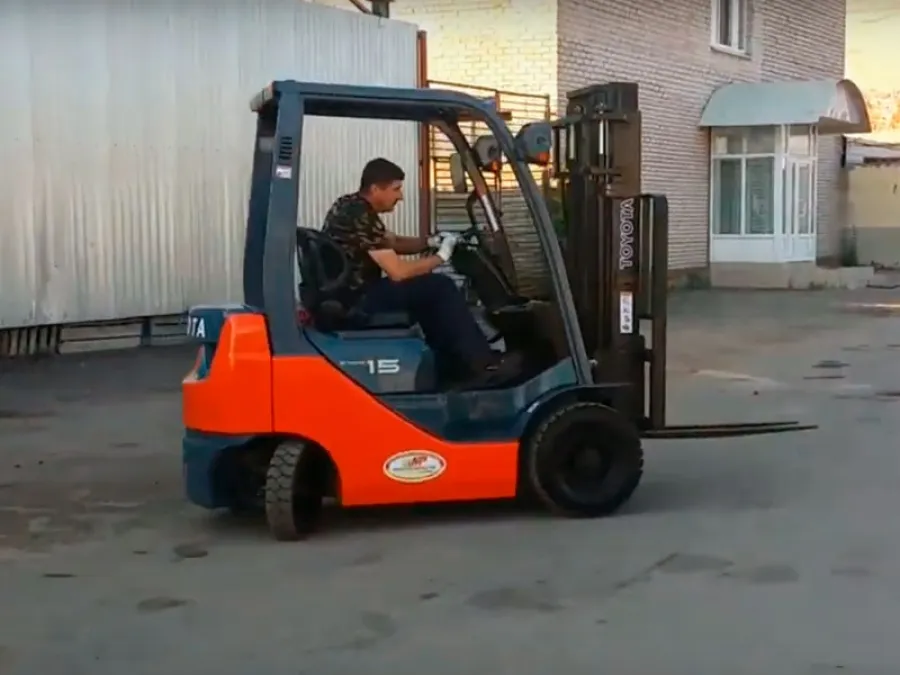 Вигоди оренди дизельного навантажувача