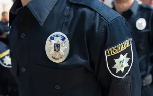У Вінниці чоловік вкусив поліцейського за ногу
