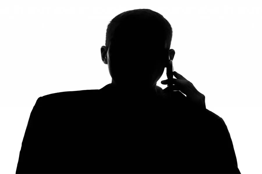 На Вінниччині шахрай по телефону ошукав жінку представившись її сином