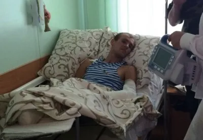У вінницький шпиталь привезли 12 важкопоранених бійців: Допоможіть з речами