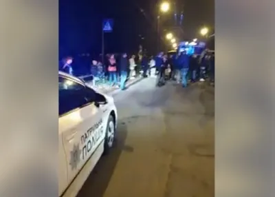У Вінниці люди перекрили рух транспорту в районі ДПЗ