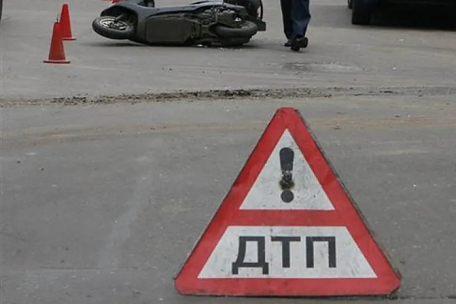 У ДТП на Вінниччині загинула 19-річна пасажирка мопеду